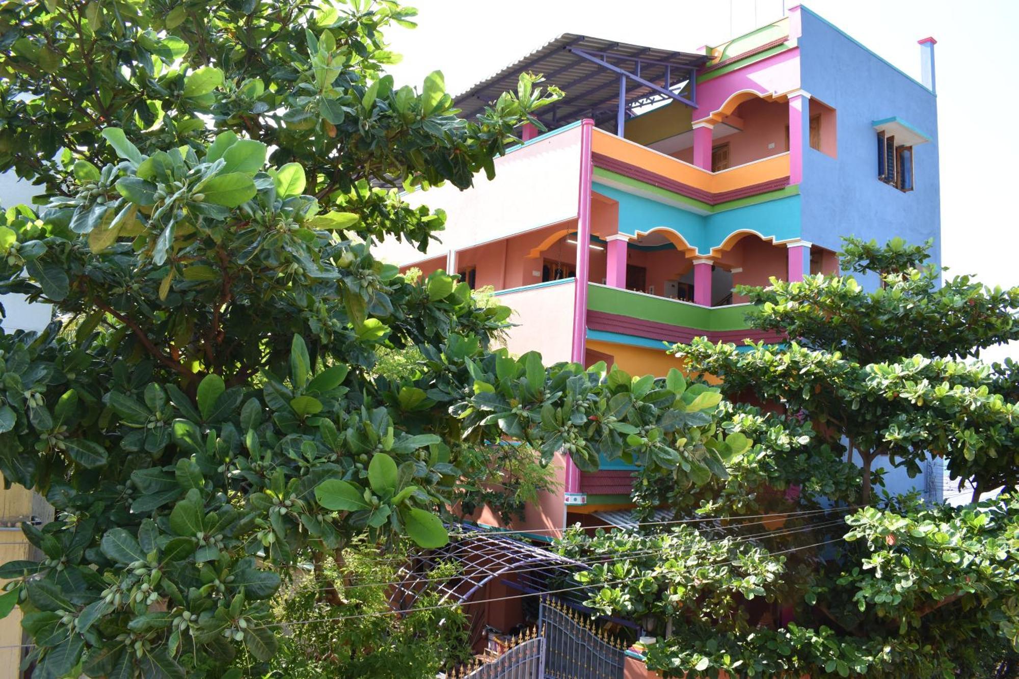 Rainbow Guest House Tiruvannāmalai エクステリア 写真