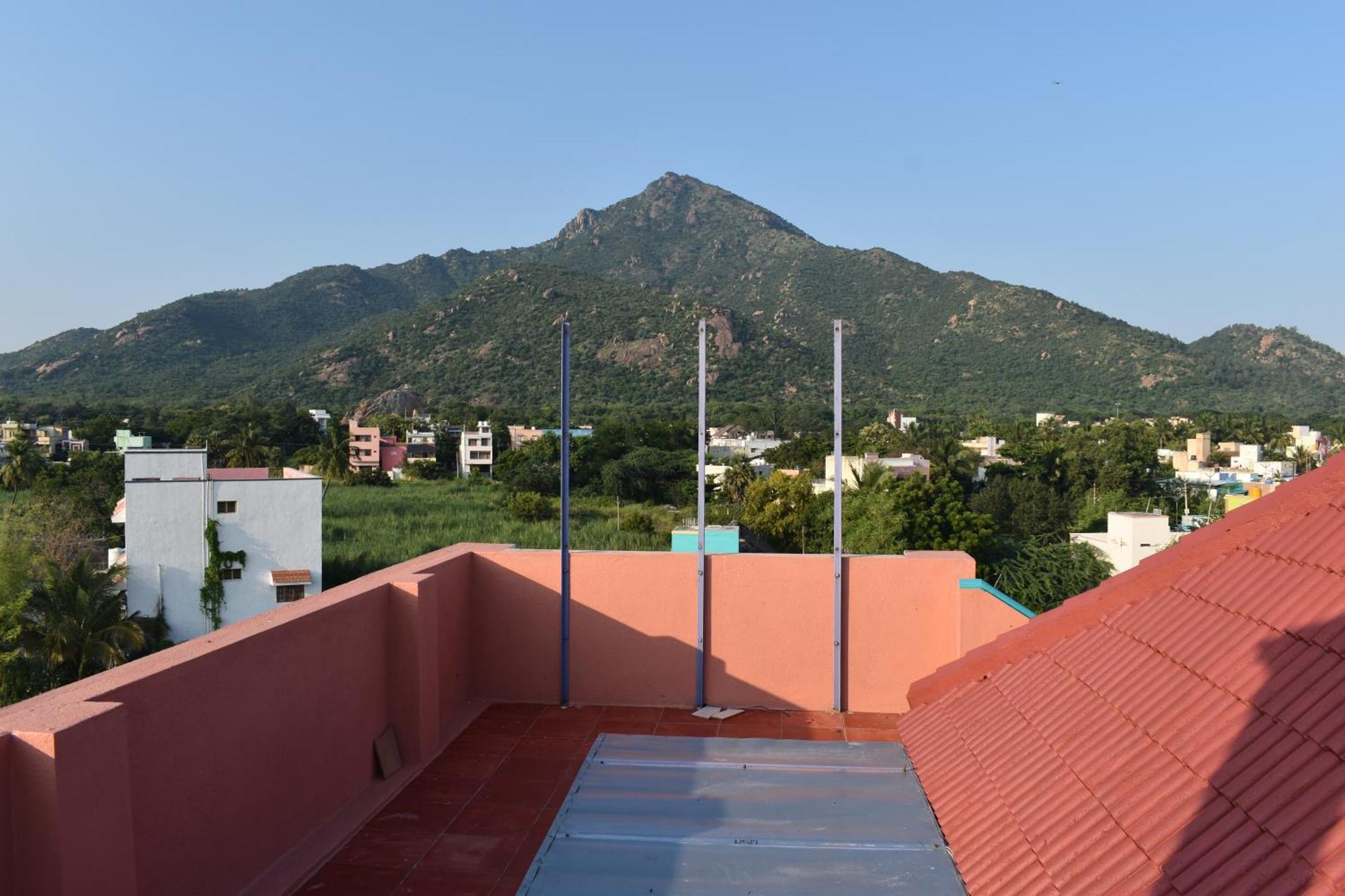 Rainbow Guest House Tiruvannāmalai エクステリア 写真