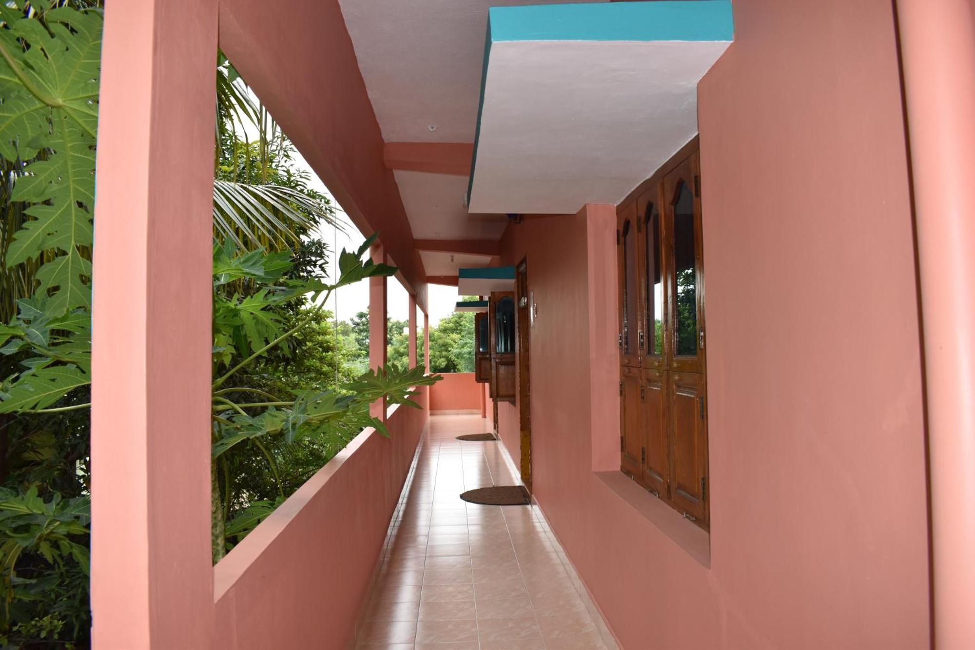 Rainbow Guest House Tiruvannāmalai エクステリア 写真