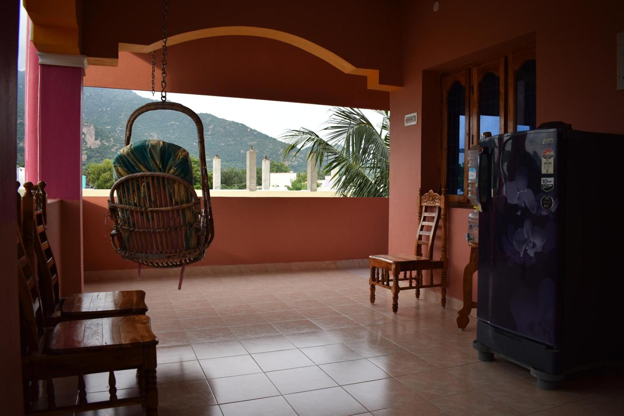 Rainbow Guest House Tiruvannāmalai エクステリア 写真