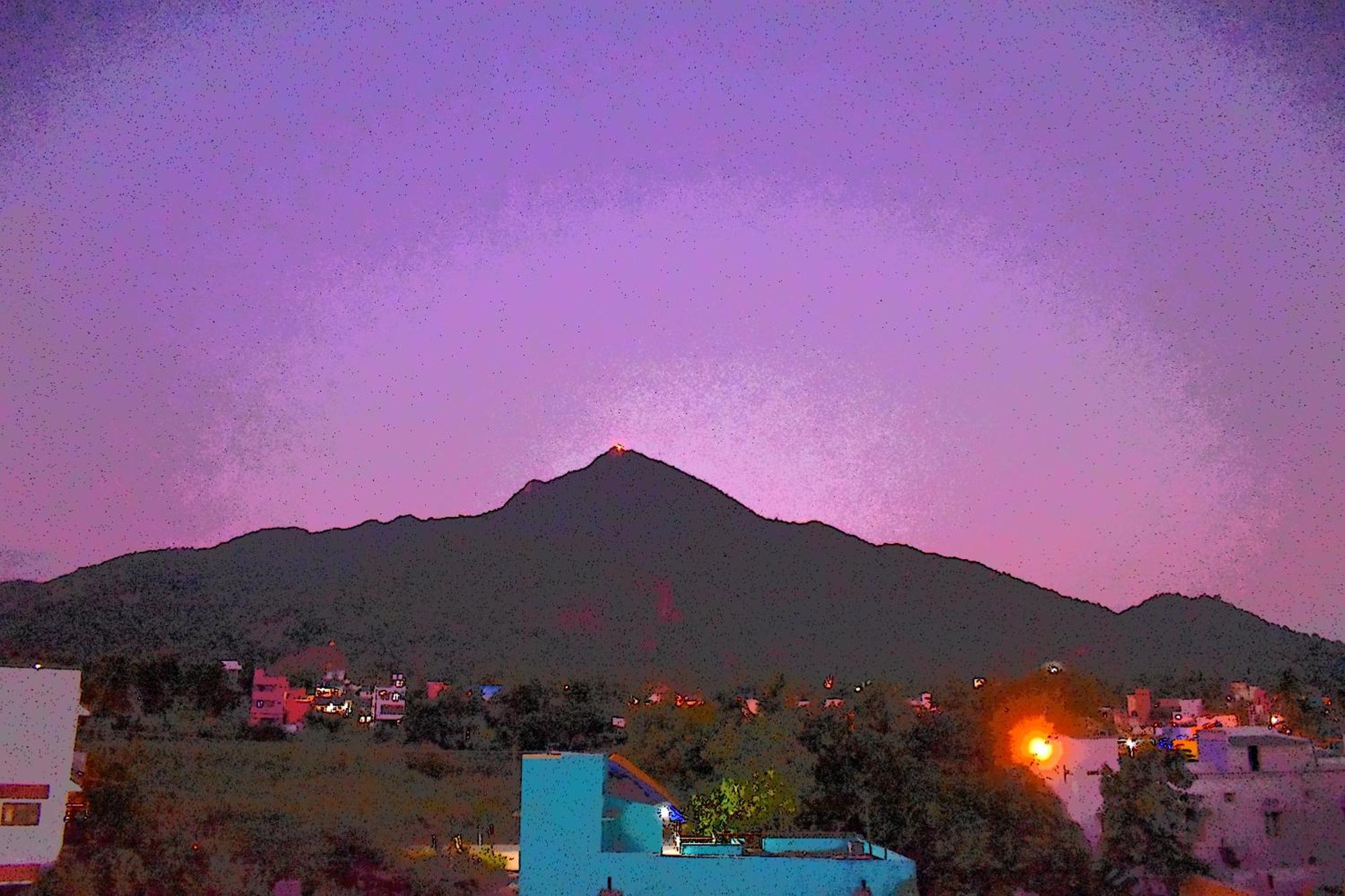 Rainbow Guest House Tiruvannāmalai エクステリア 写真