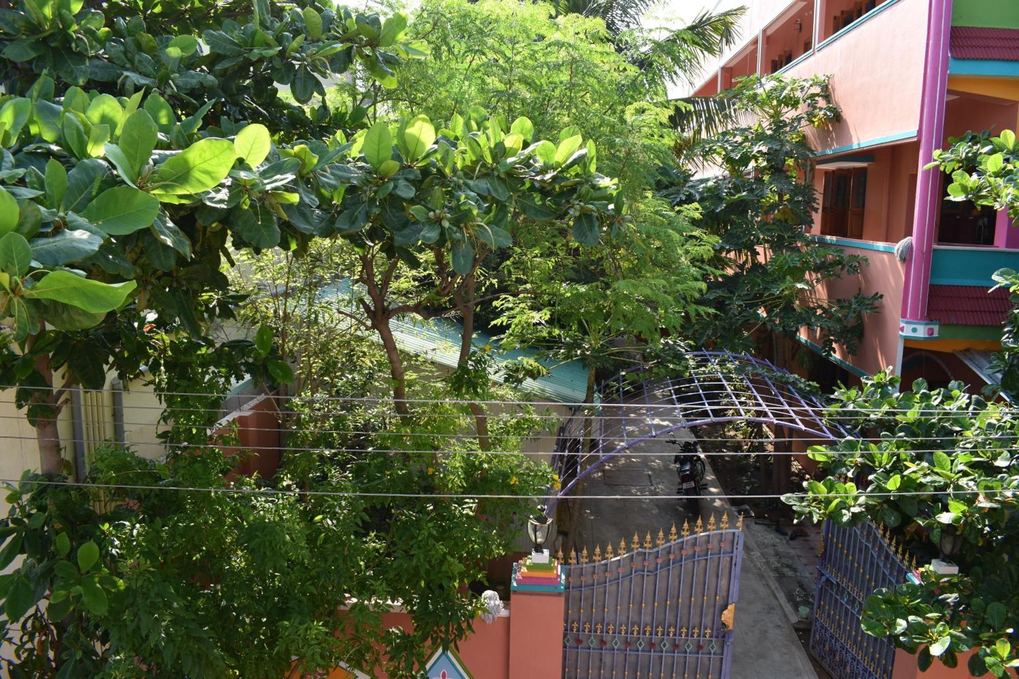 Rainbow Guest House Tiruvannāmalai エクステリア 写真